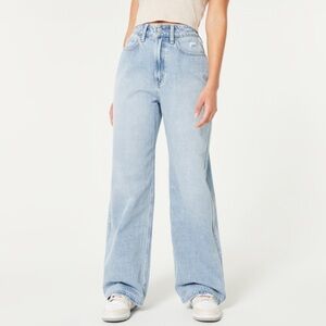 Hollister Ultra high rise light wash baggy jeans